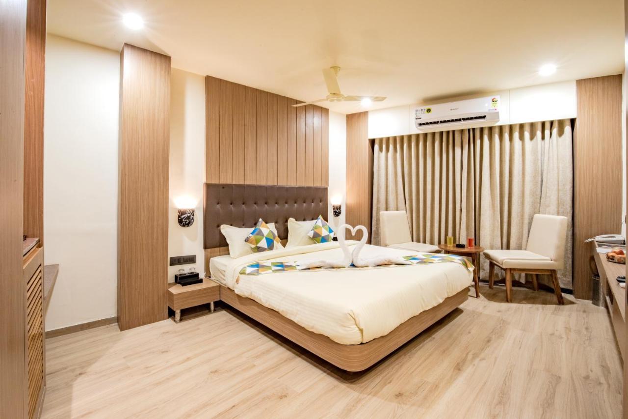 Hotel Nexus 拉杰果德 外观 照片
