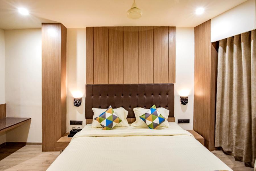 Hotel Nexus 拉杰果德 外观 照片