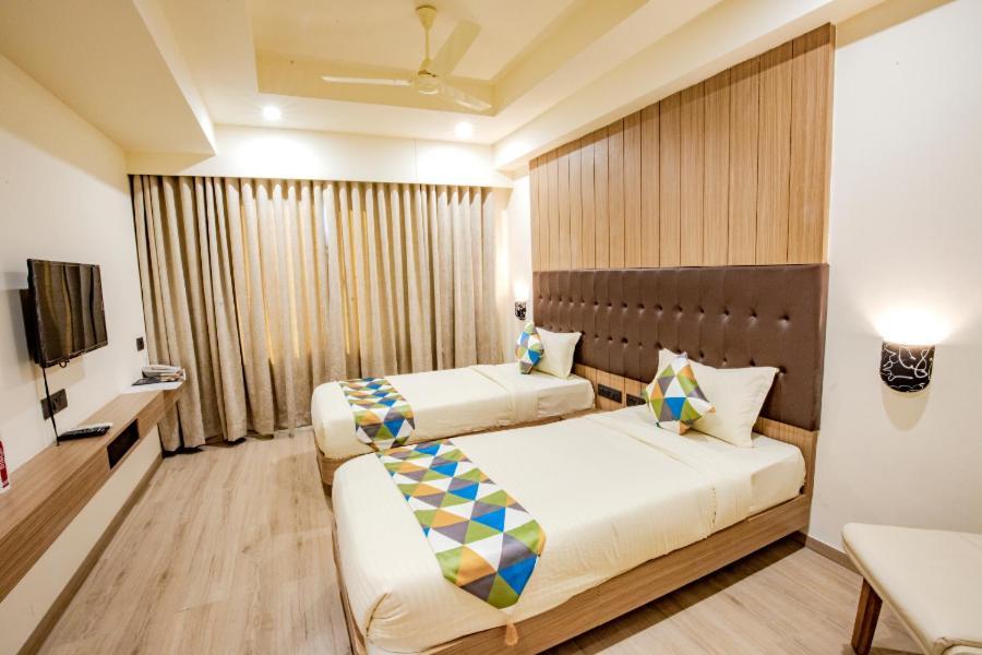 Hotel Nexus 拉杰果德 外观 照片