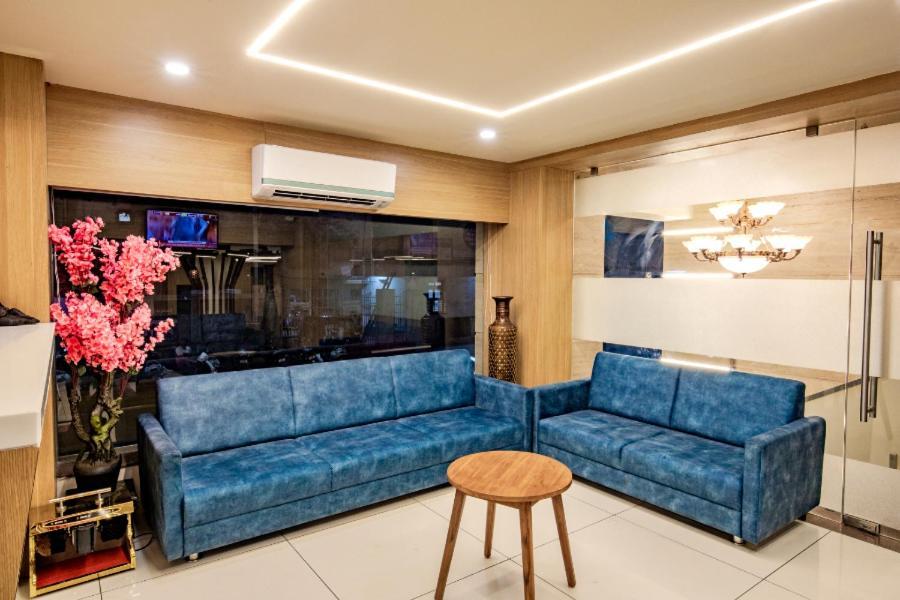 Hotel Nexus 拉杰果德 外观 照片